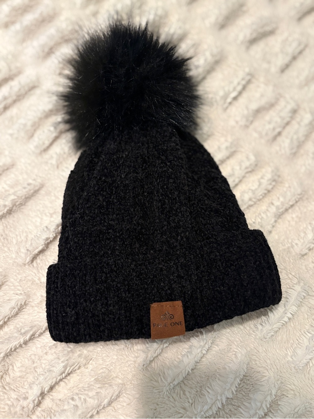 Black Pom Beanie Hat
